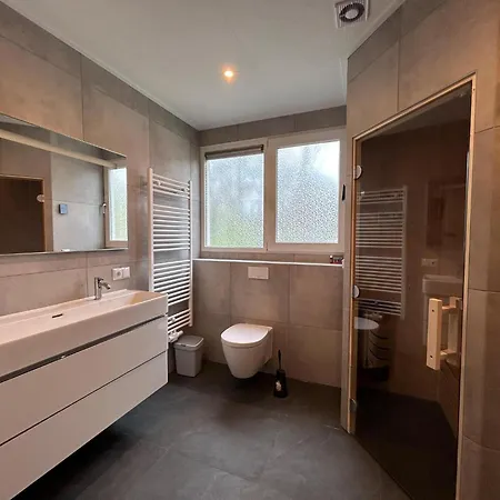 Villa De Rimboe | Groepsvilla Douglas Hoenderloo